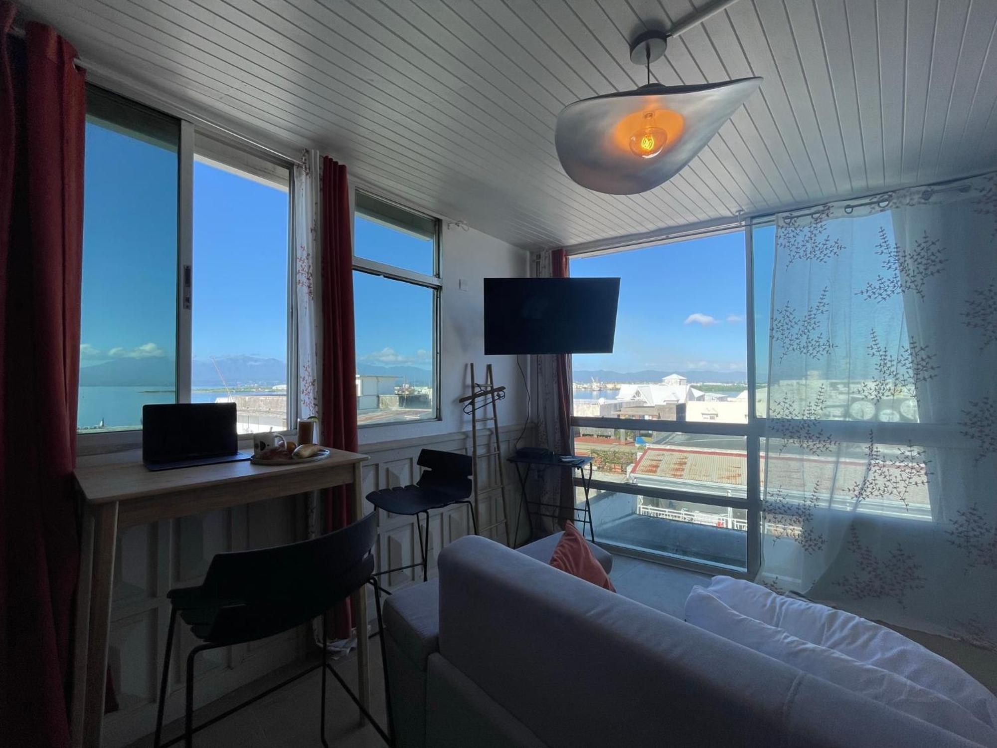 Penthouse Seaside 10 Min Port, Croisiere Et Aeroport Apartment Pointe-a-Pitre  Exterior photo
